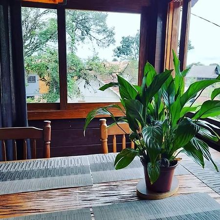 ホテルRefugio Jardim Mariana カネラ エクステリア 写真