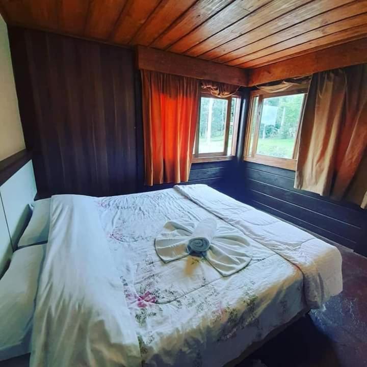 ホテルRefugio Jardim Mariana カネラ エクステリア 写真