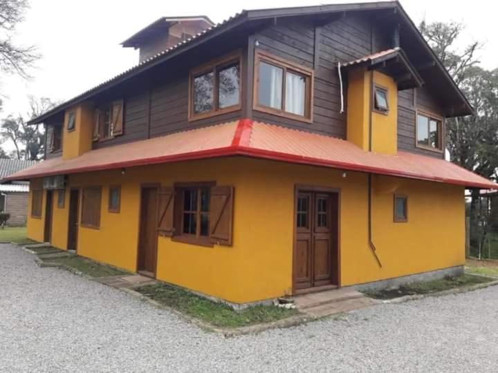 ホテルRefugio Jardim Mariana カネラ エクステリア 写真